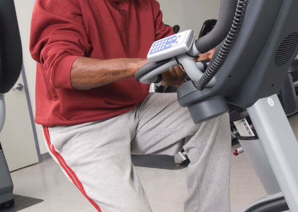 independent living can help seniors lose weight